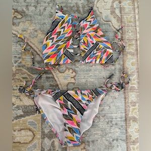 Volcom Bathing Suit Set